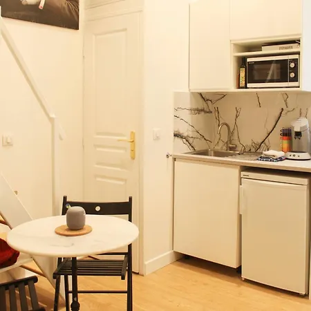 Cosy Nest Near Gare De L'est